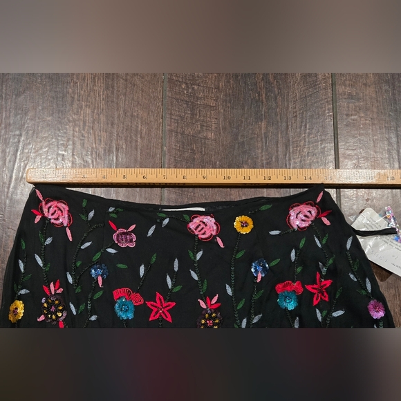 NWT Camille Marie Sequin & Embroidered Skirt - Picture 6 of 6